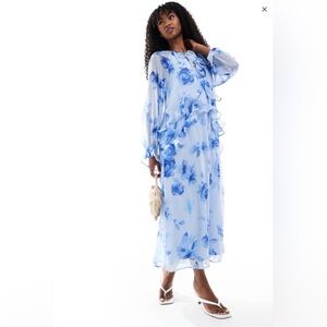 Pieces long sleeve ruffle maxi dress in pale blue flower